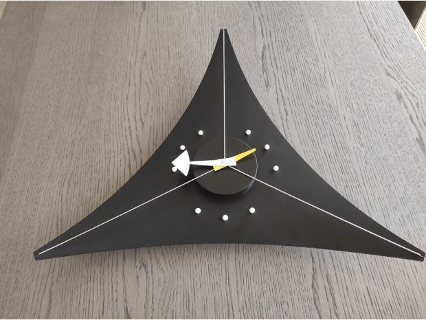 Orologio Vitra Triangle Clock