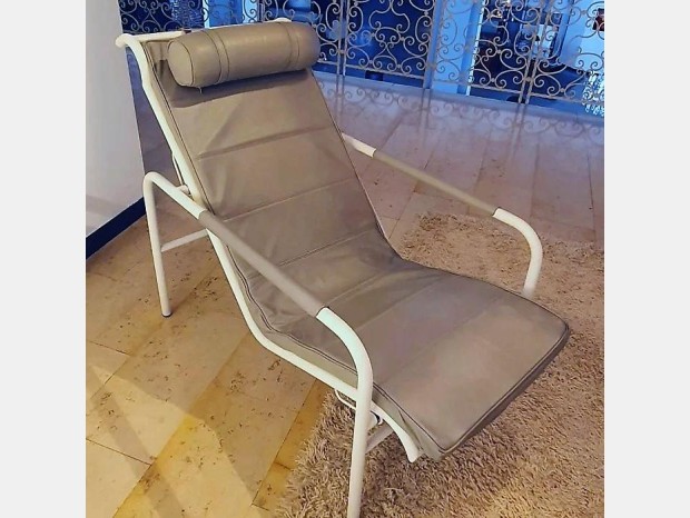 Chaise longue Zanotta Genni 920