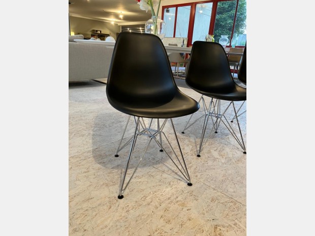Sedia Sigerico DSR Eames Plastic Side Chair