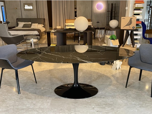 Tavolo ovale Knoll Saarinen - Marmo Levanto lucido